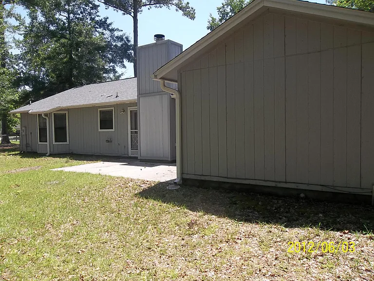 100 Creekwood Cir — Photo 34