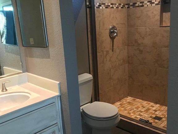 4th image of 538 Lupine Cir