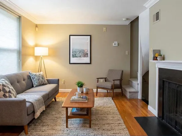 745 S 5th St APT 1, Philadelphia, PA 19147