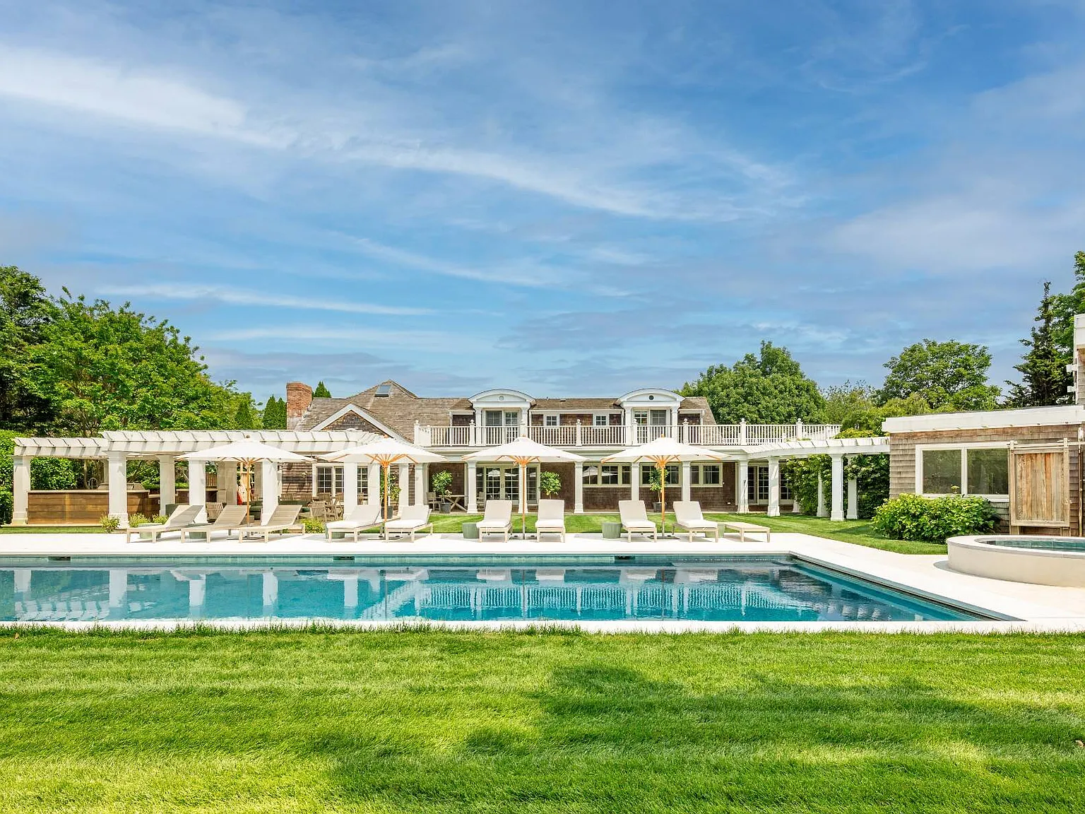 Bridgehampton South with Tennis,- First 2 Weeks of August — Photo 1