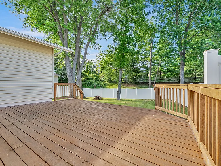 449 Madrina Ct — Photo 27