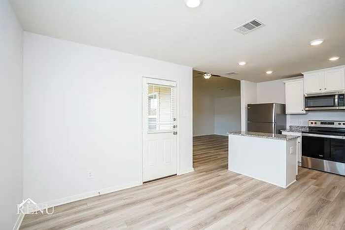 10453 Sweetwater Creek Dr — Photo 8