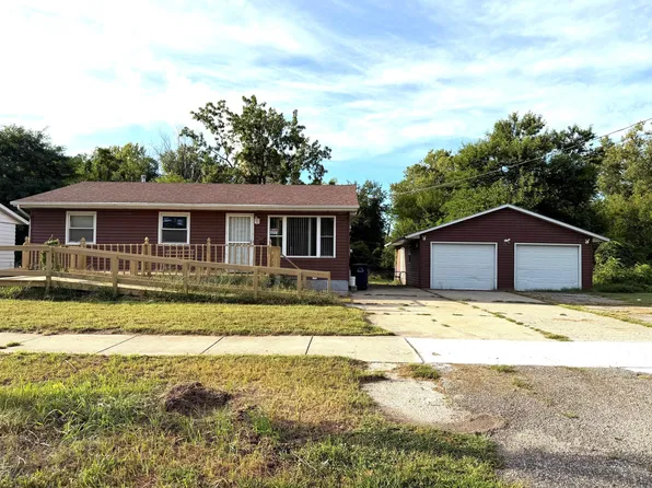 905 W 7th St, Michigan City, IN 46360