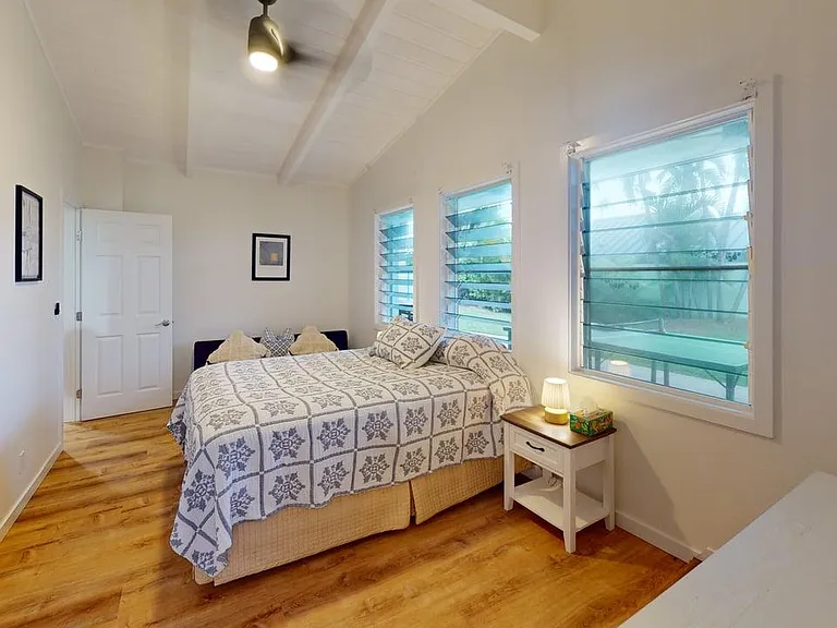 lower oceanside Bedroom with full bath