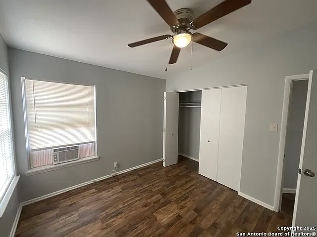 207 Pinehurst Blvd — Photo 11