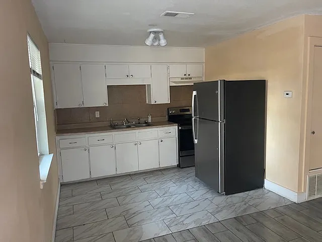 1 bed, 700 sqft, $695 — Photo 2