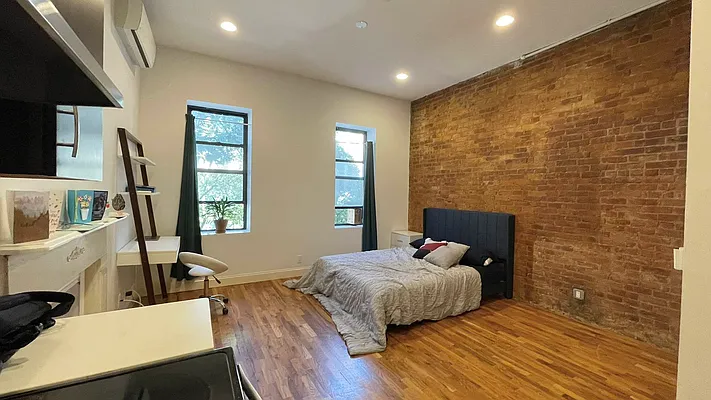 Rented by Strivers Management Group Corp (Brokerage) | media 12