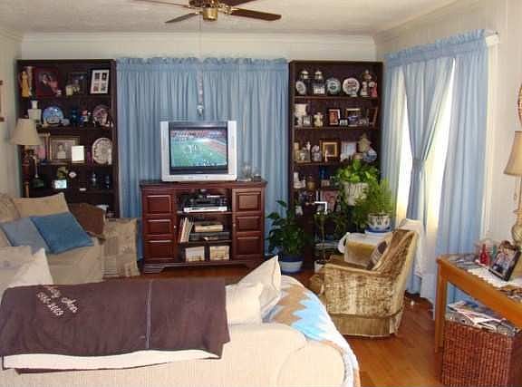 4th image of this home