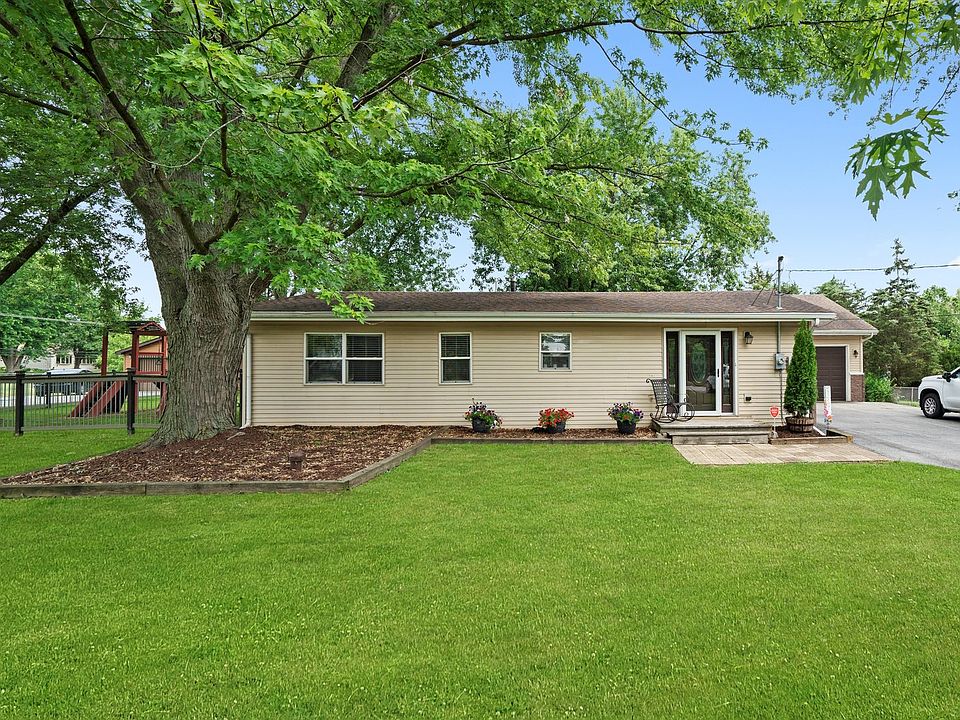 1st image of 17011 Le Claire Ave