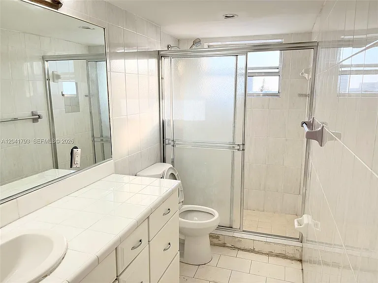 8024 Tatum Waterway Dr #6B — Photo 13