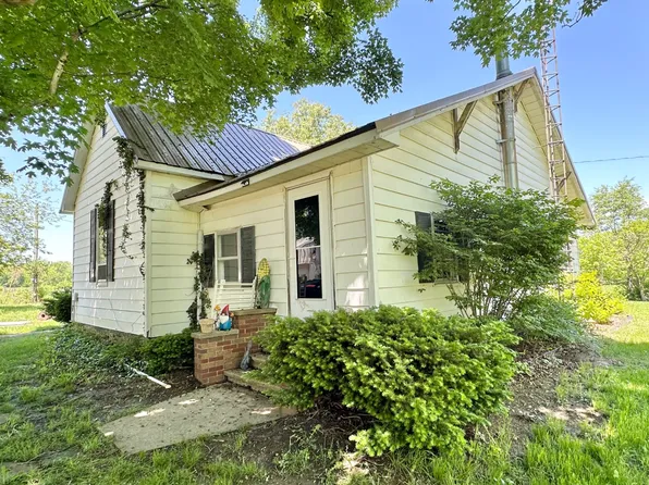 1223 County Highway 29, Rinard, IL 62878