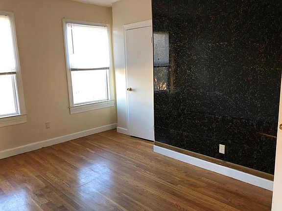 3rd image of 404 Broad St #A