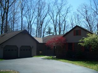 74 Maplewood Rd, Berwick, PA 18603