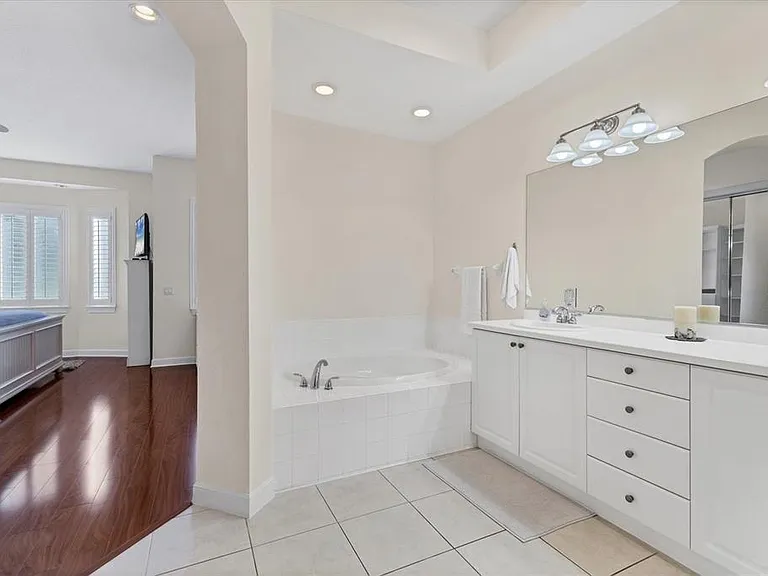 5425 46th Ct W — Photo 15