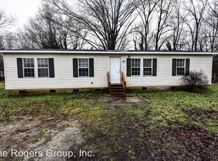 102 Old Depot St, Warrenton, NC 27589