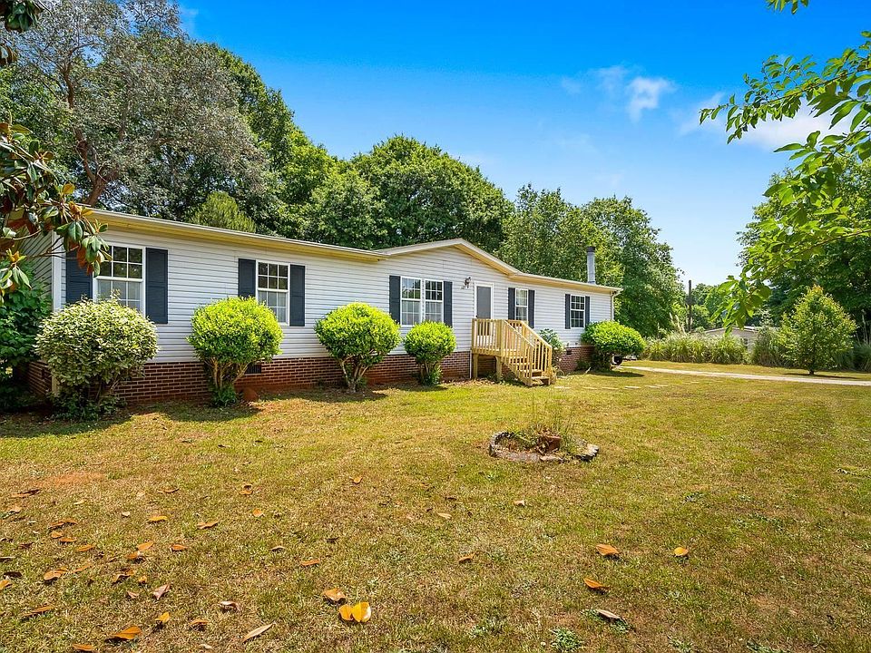 1st image of 105 Marsh Creek Dr