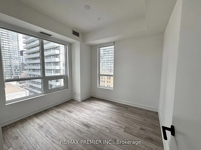 108 Peter St #1505 — Photo 7