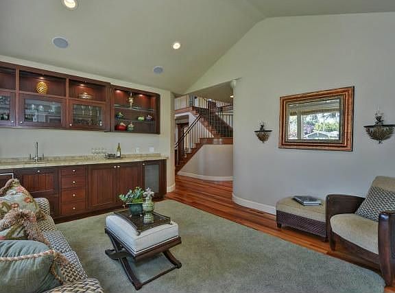 4th image of 636 Leaf Ct