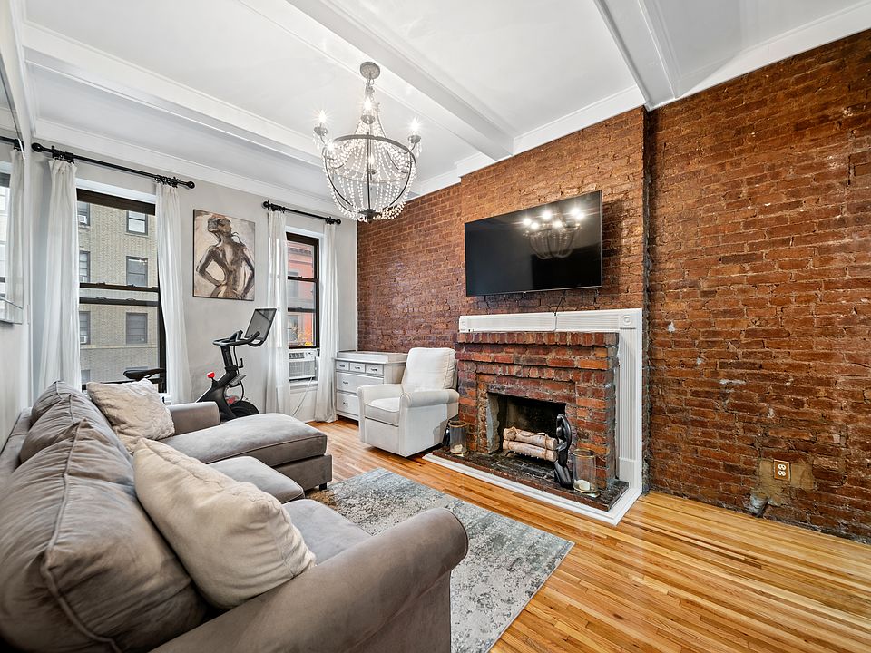 1st image of 132 W 71st St APT 7