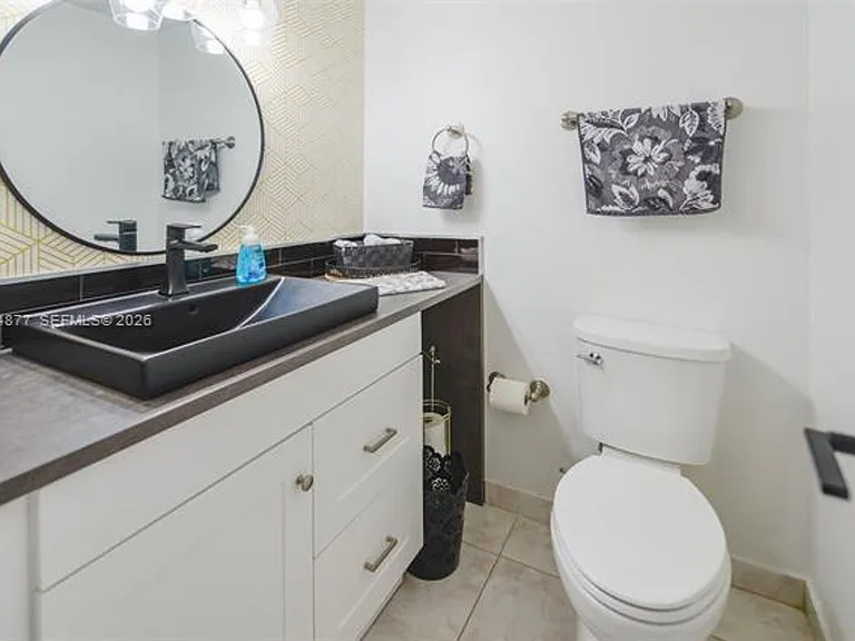 1950 S Ocean Dr #19E — Photo 15