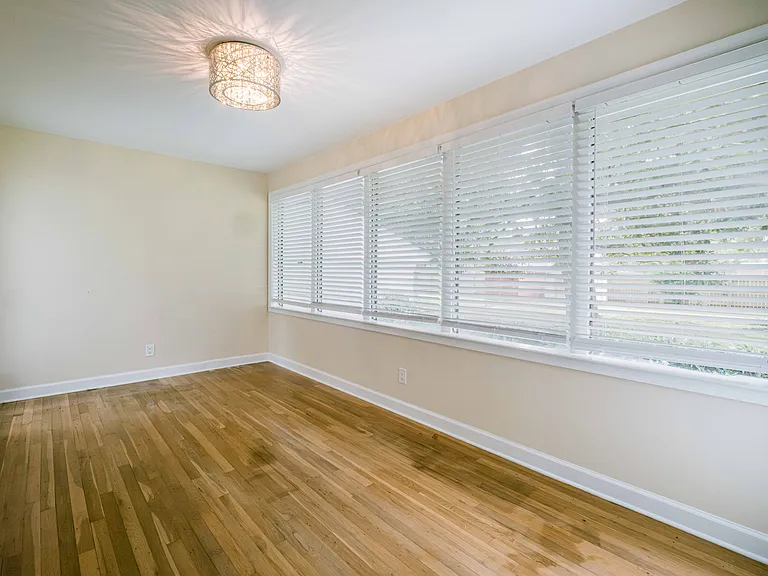 5604 Paulsen St — Photo 18