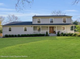25 Heather Hill Way, Holmdel, NJ 07733