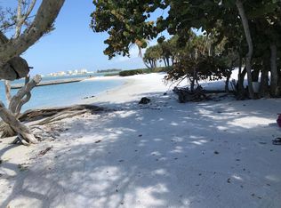 19B Sandy Cove Rd, Sarasota, FL 34242