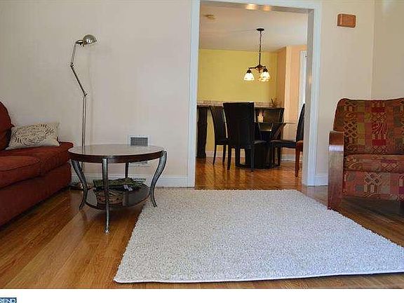 2nd image of 389 2nd Ave