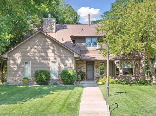 1296 29th Ave NW, New Brighton, MN 55112