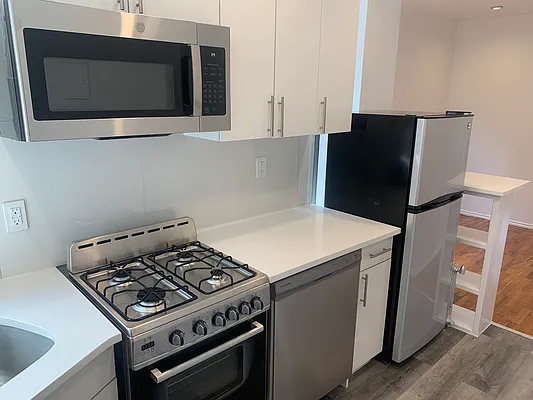 Rented by Corcoran | media 1