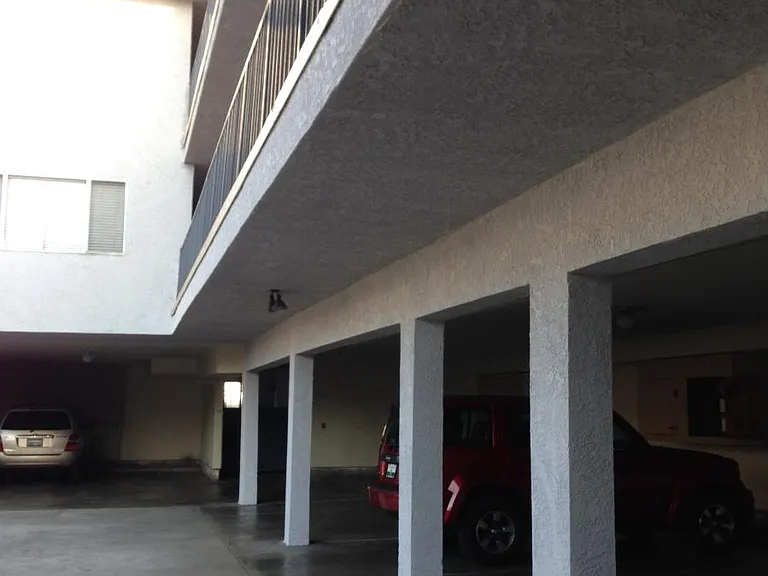 12622 Kornblum Ave #1 — Photo 5