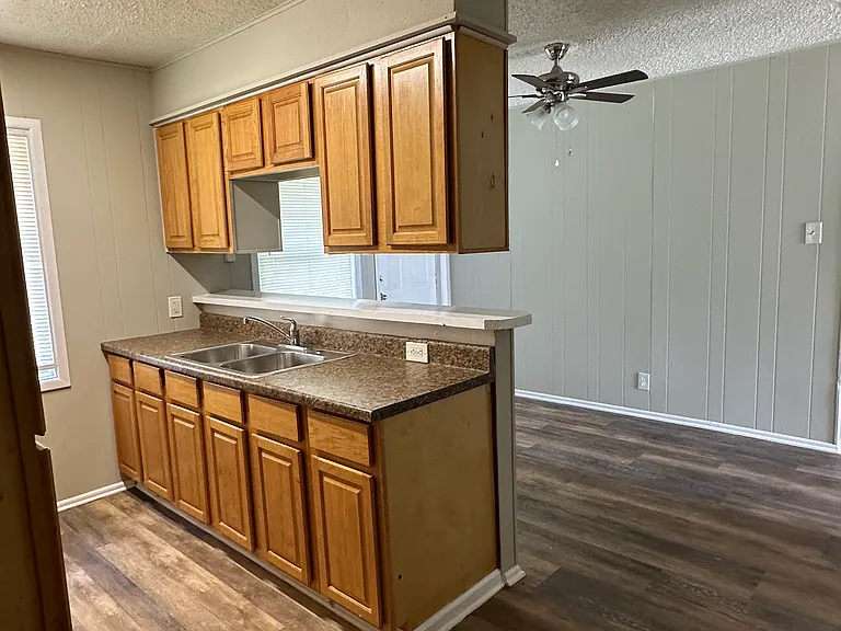Kitchen area