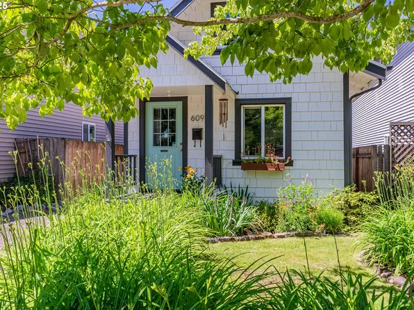609 NE 93rd Ave, Portland, OR 97220