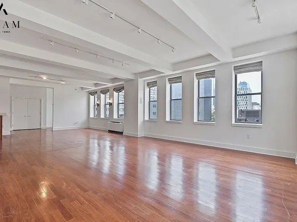 80 Chambers St APT 10F, New York, NY 10007