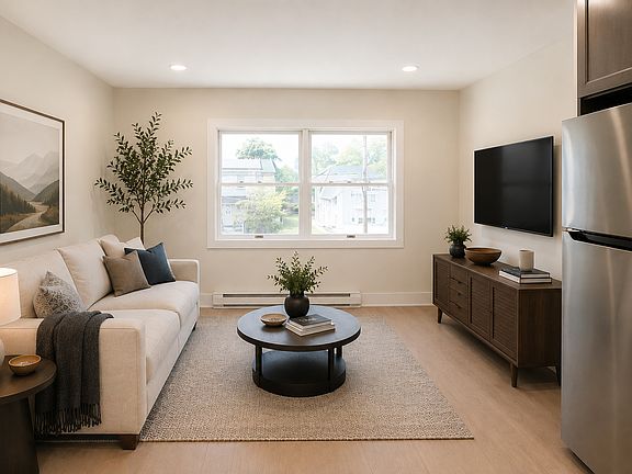 3rd image of 255 Rea Ave APT 6
