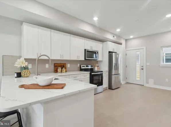1407 N 8th St Unit C1, Philadelphia, PA 19122