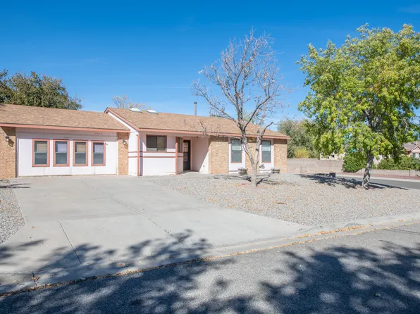 1945 Roanoke Dr NE, Rio Rancho, NM 87144