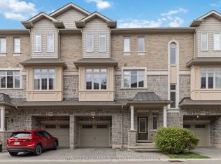 2010 Deerview Cmn, Oakville, ON L6M 0Y2