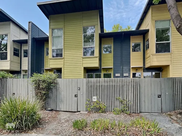 1222 32nd St, Oakland, CA 94608