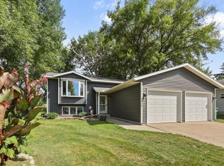 1612 Birch Ave N, Glencoe, MN 55336