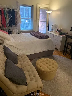 Rented by City Connections Realty | media 7