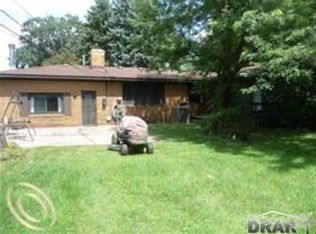 21655 Superior Rd, Taylor, MI 48180