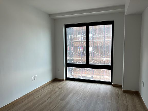 4th image of 131-11 Fowler Ave #6C