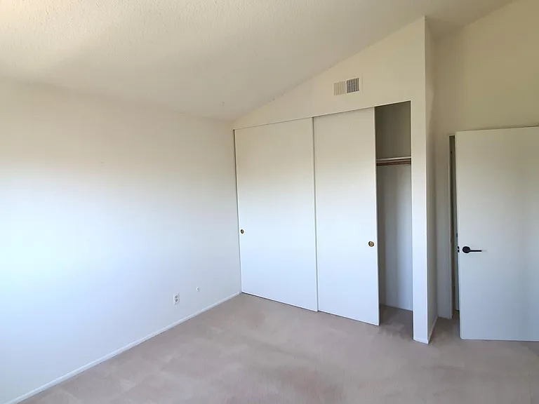 637 Rockledge St — Photo 11