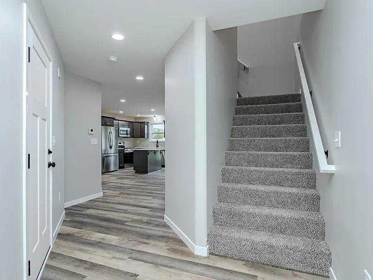 3506 Green Pastures Ln — Photo 5