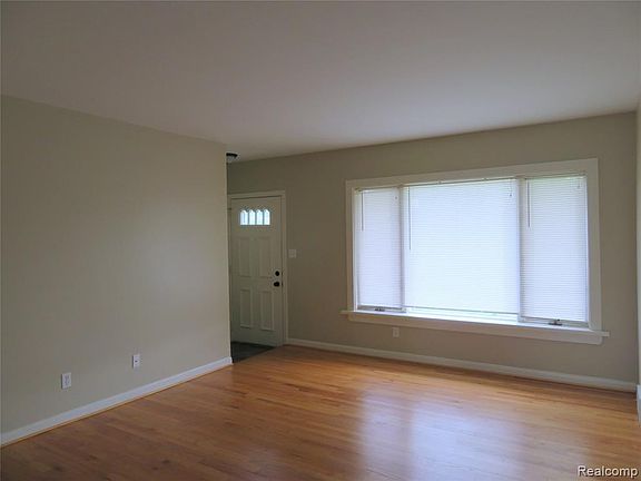 2nd image of 805 Winifred Dr