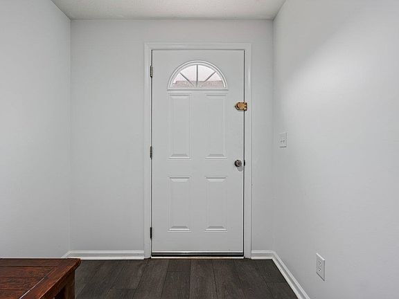 4th image of 2971 Diamond Spring Ln