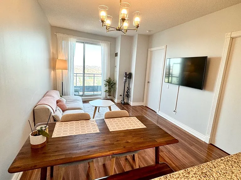 60 Byng Ave #2307 — Photo 12