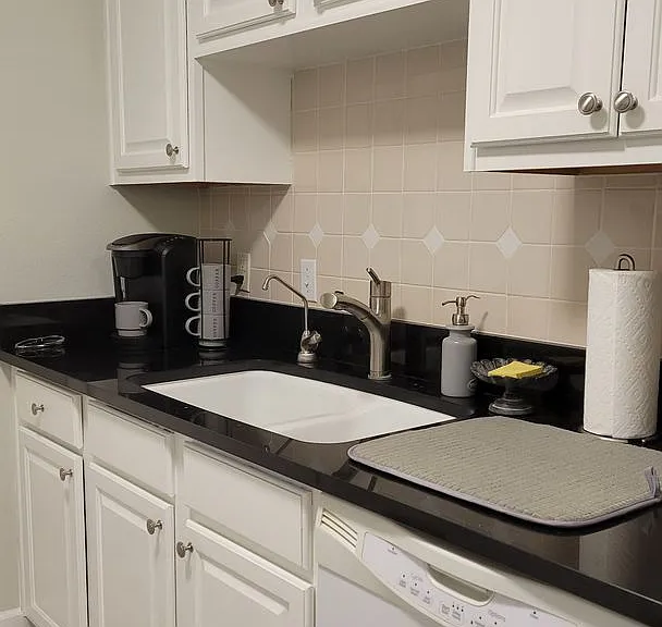 750 N Tamiami Trl #418 — Photo 3