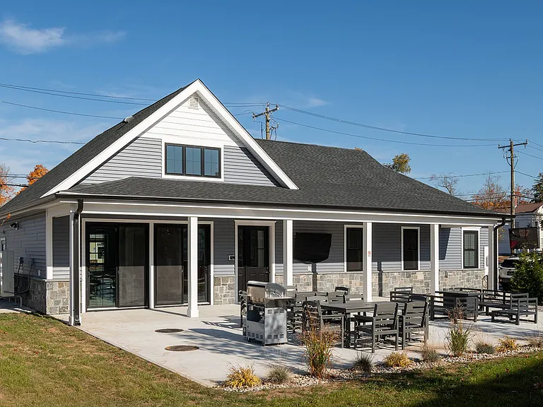 Bridge Road Commons — Photo 11